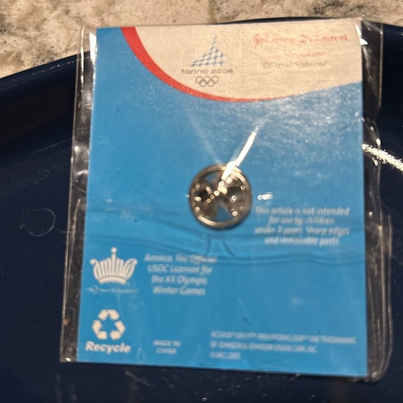 Olympic Winter Games Torino 2006 collectible Pin - Picture 2 of 3